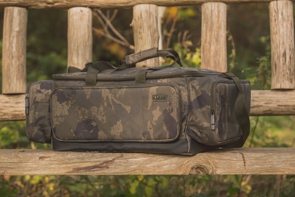 Solar Tackle Undercover Camo Carryall - Large